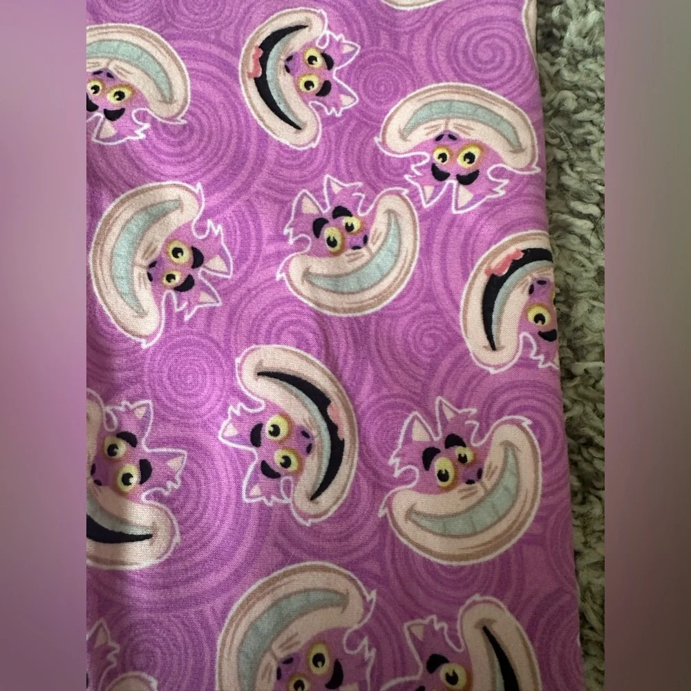 Lularoe Leggings OS  Cheshire Cat Alice In Wonderland Leggings - Picture 3 of 4